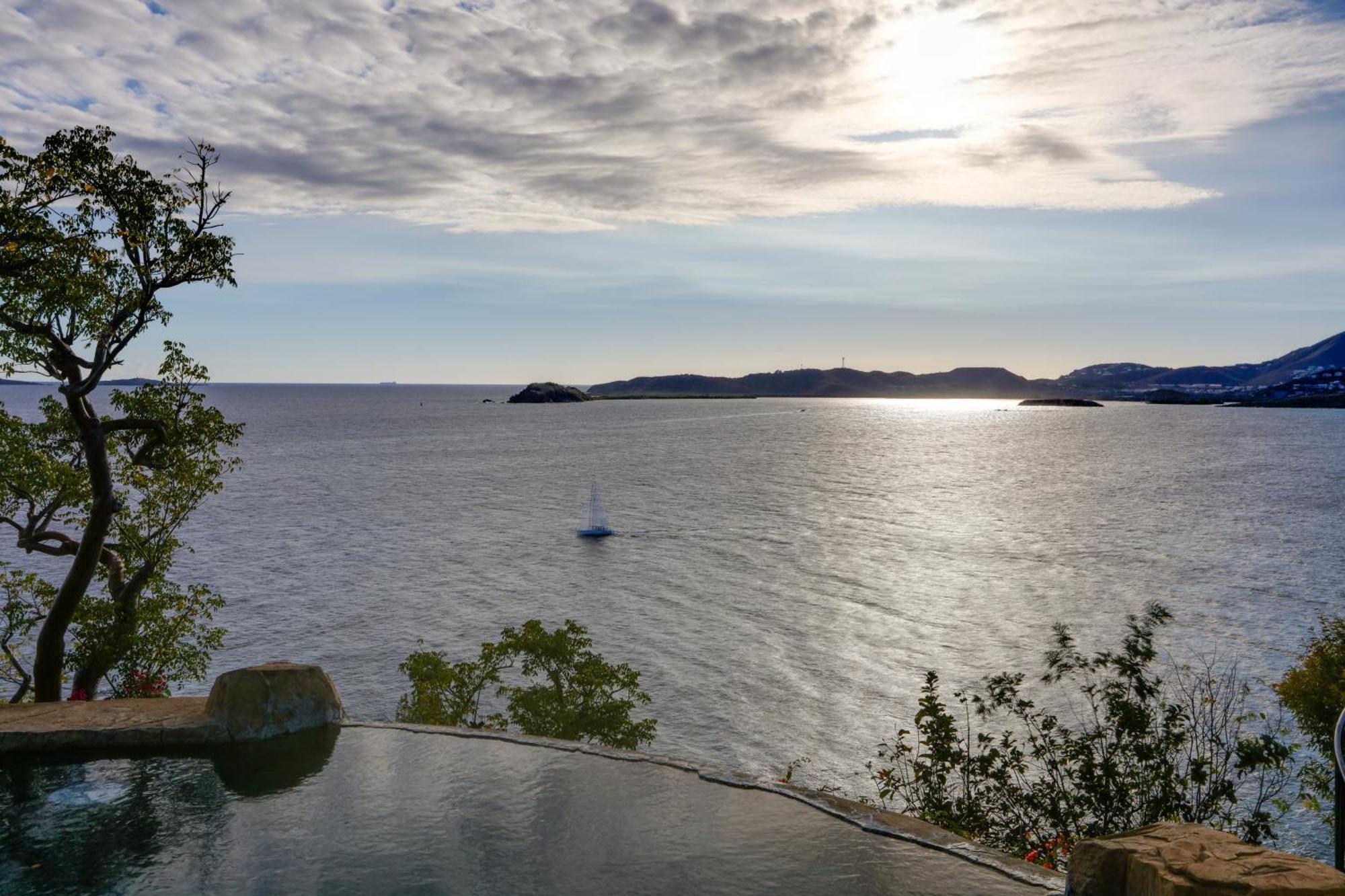 Sea La Vie - Waterfront St Thomas Escape With Pool Villa Nazareth Eksteriør billede